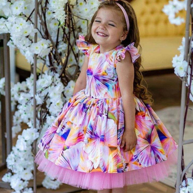 Baige Baige is déanaí Cailín Gúna Leanaína Leanaí ar feadh Gúnaí Bridesmaid Cailín Flower 3 bliana d’aois don chóisir